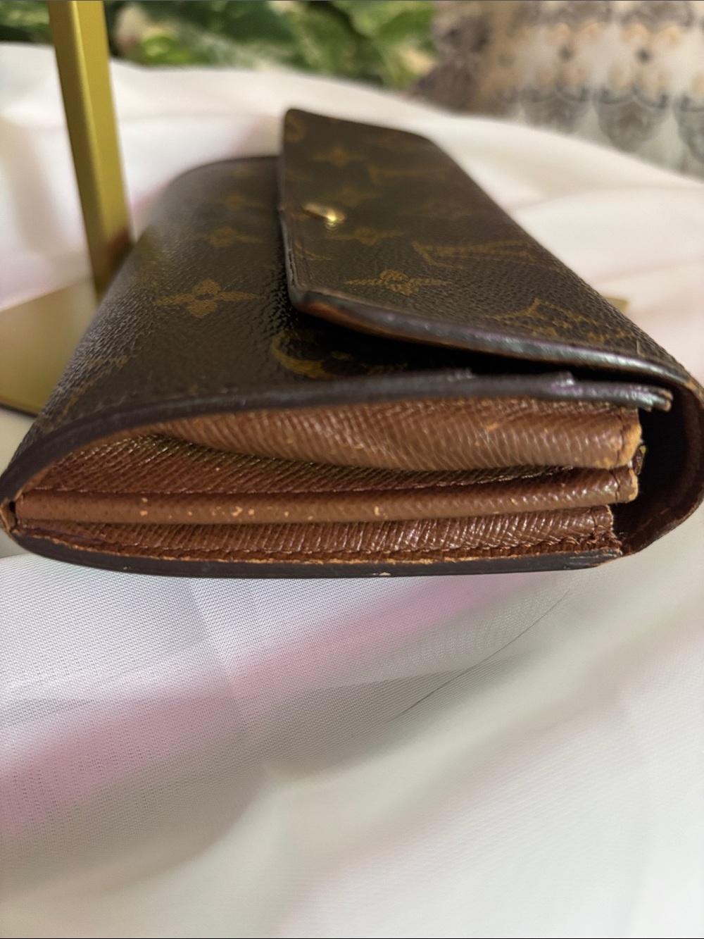 Louis Vuitton Sarah Monogram Wallet with COA - Picture 7 of 16